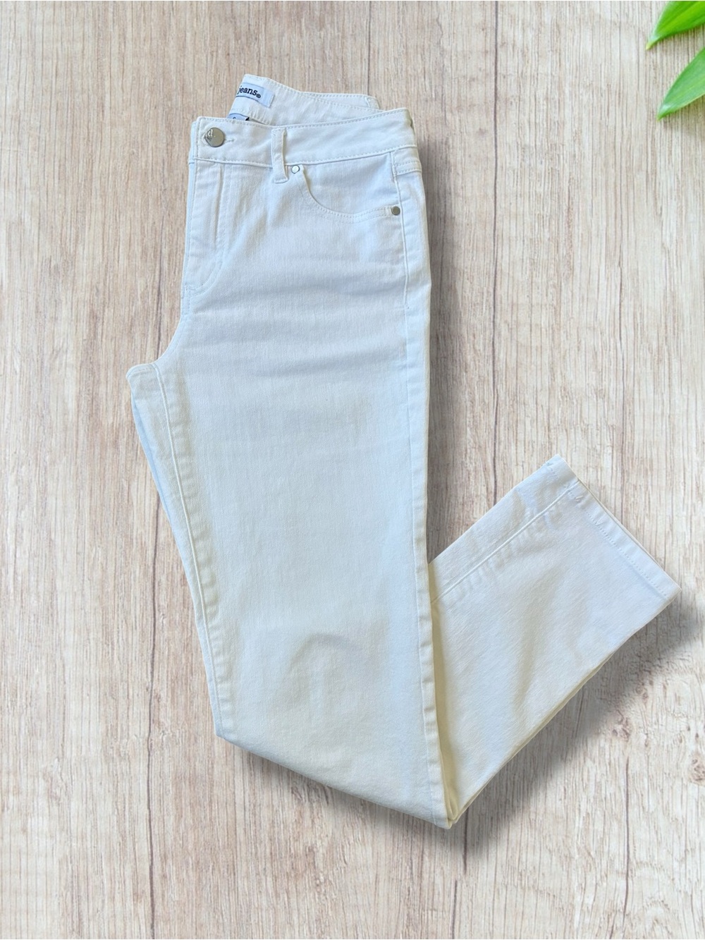 d. jeans Women's White Jeans Size 6